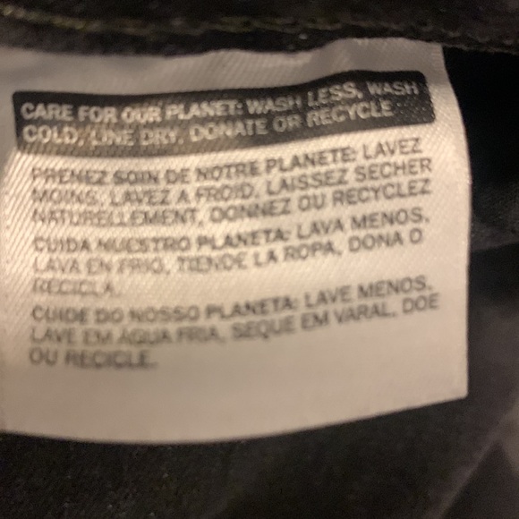 Levi women’s jeans - Picture 4 of 6